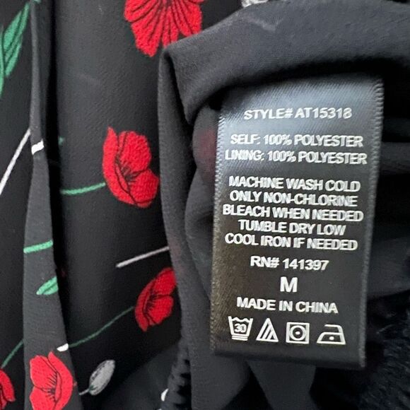 ASTR Surplice Floral Wrap Top 3/4 Sleeve Elastic Waist Romantic Blouse Medium - Picture 4 of 6